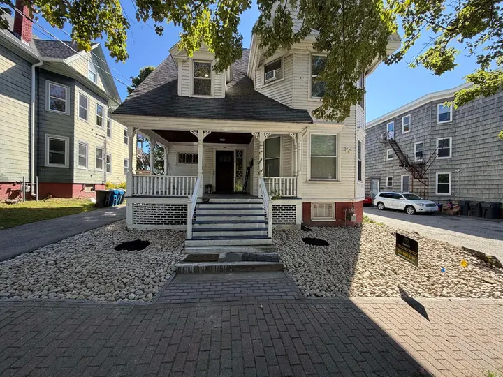 Front Yard Remodel - Portland by Bailey Land Services